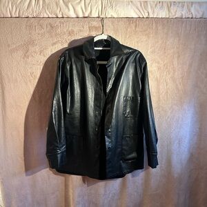 Perfect black coat to add to any outfit!